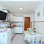 公寓 Adelmo 1189