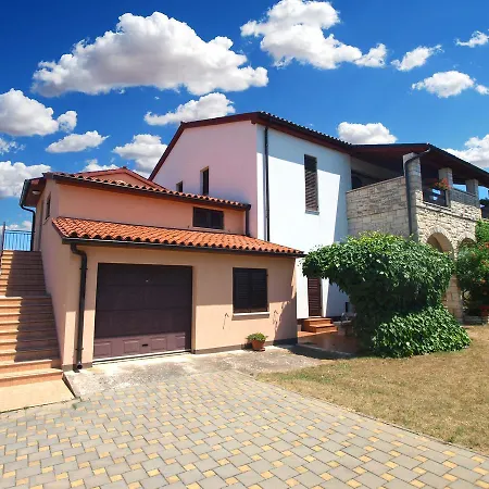 アパート Adelmo 1189