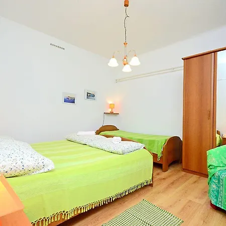 Apartamento Adelmo 1189 *