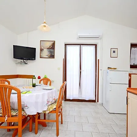 Apartamento Adelmo 1189 *